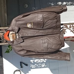 North American hunters  leather  men jackets.